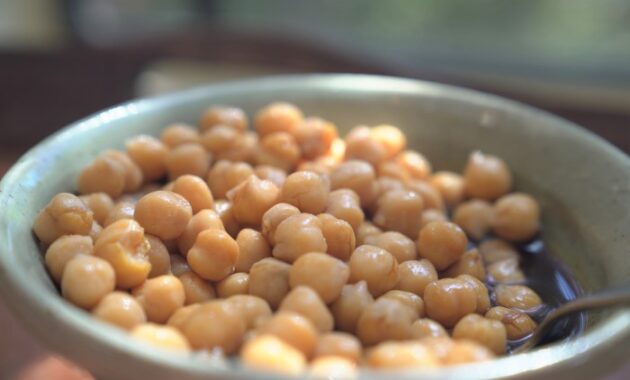 How to Cook Dry Garbonzo Brans Moroccan Style